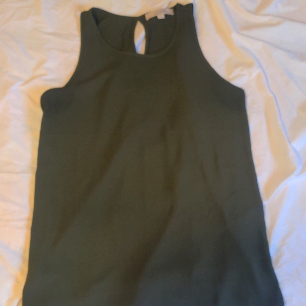 Loft medium green tank